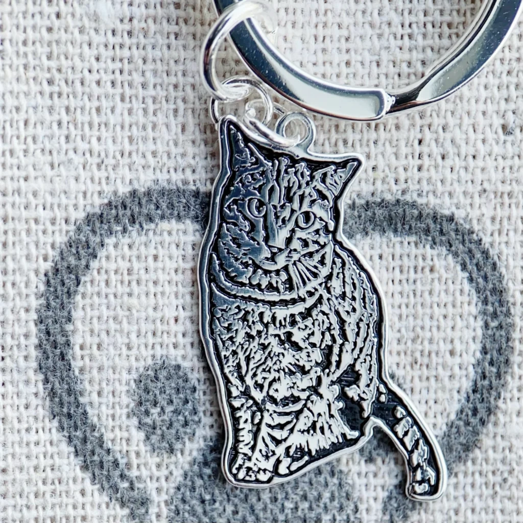 Live Edge Cat Keychain Front